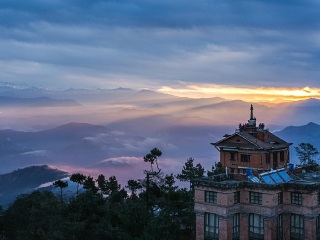 去尼泊爾旅游要帶多少錢_尼泊爾2人旅游需要多少錢_旅行團(tuán)尼泊爾游