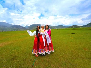 現(xiàn)在去云南香格里拉旅游多少錢_云南香格里拉旅行團_旅行團云南香格里拉游