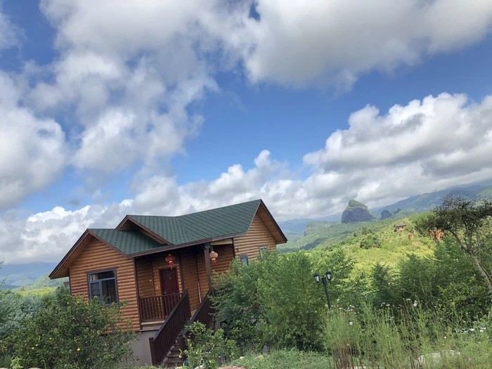 两房一厅独栋山景木屋别墅