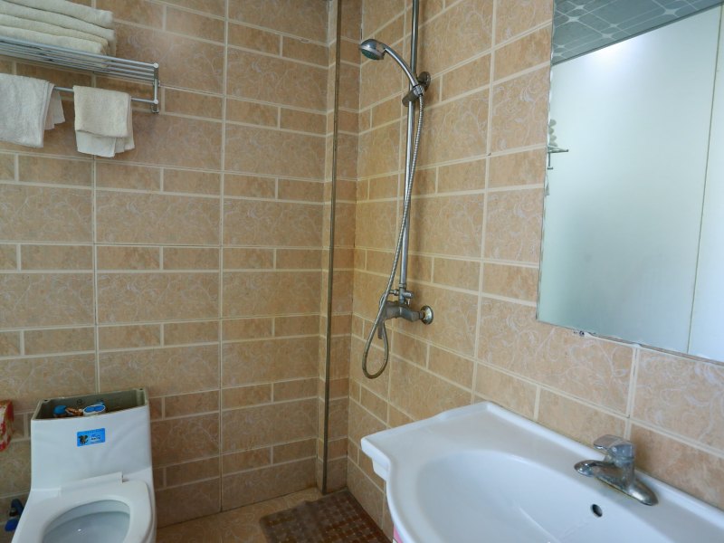 hotelPic