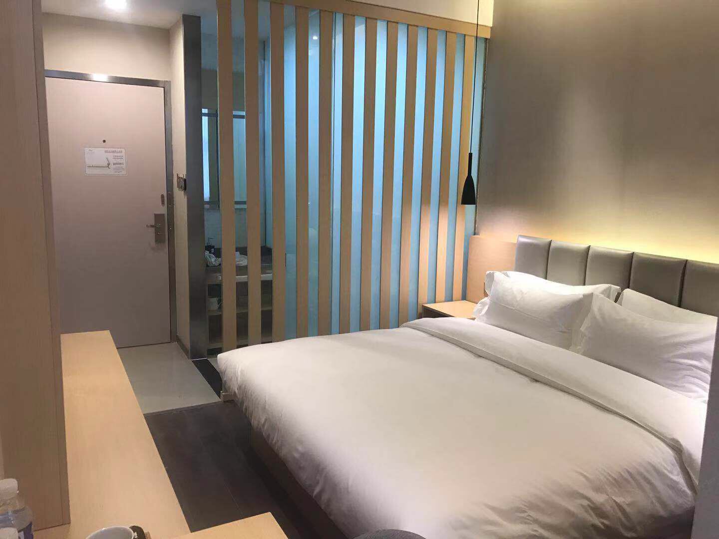 宿丞大床房