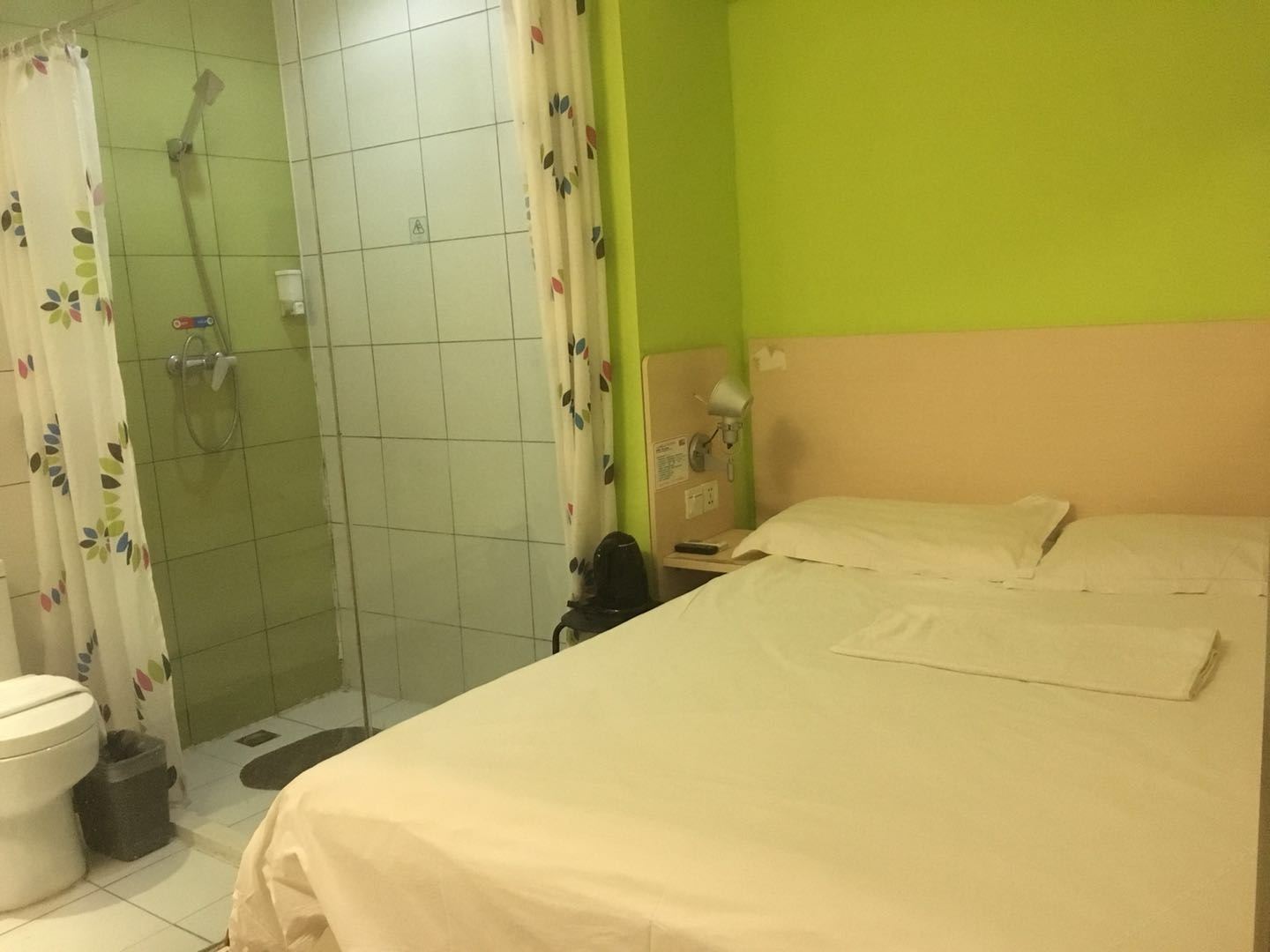 大床房A(无窗)