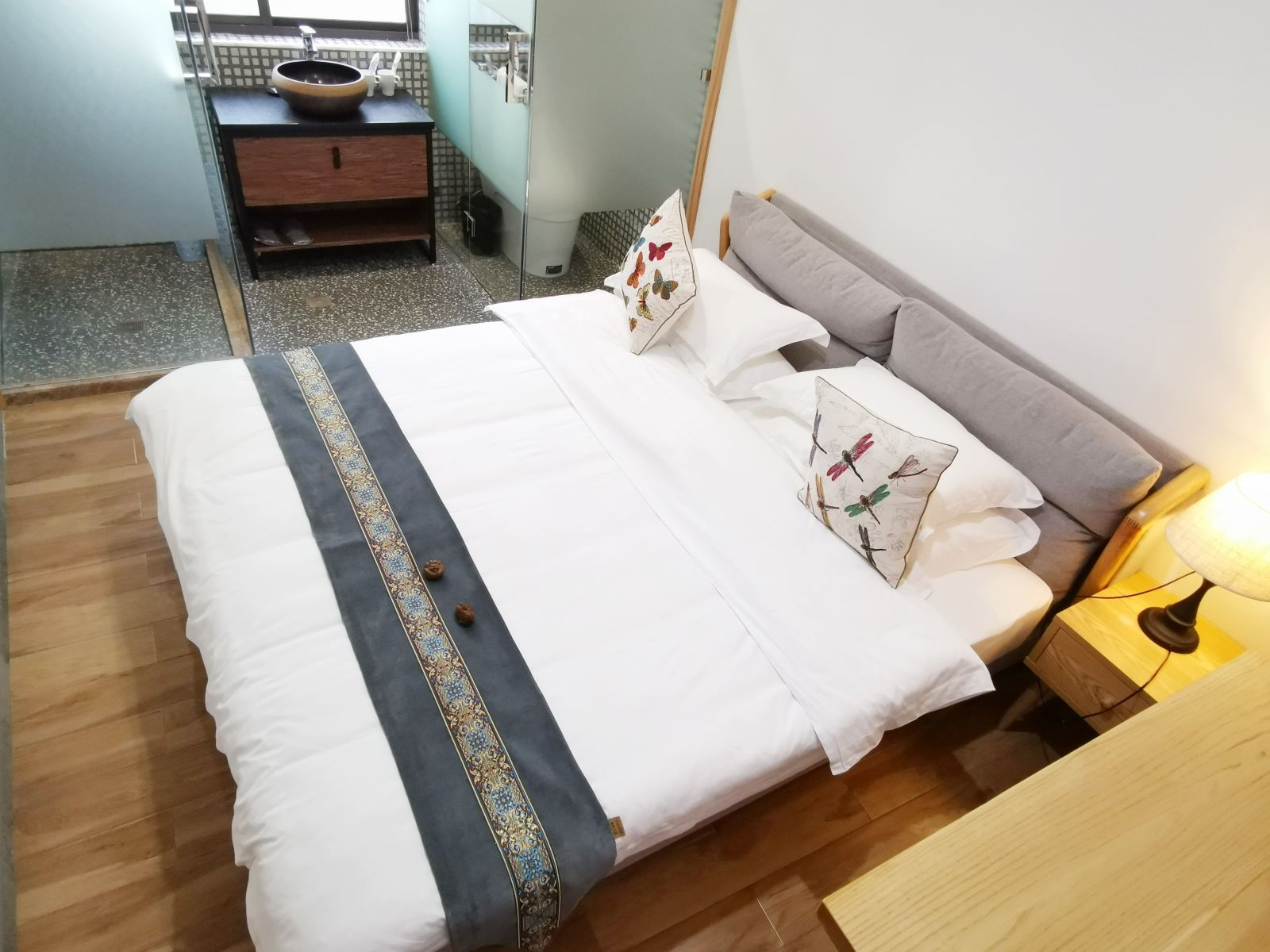 庭院大床房