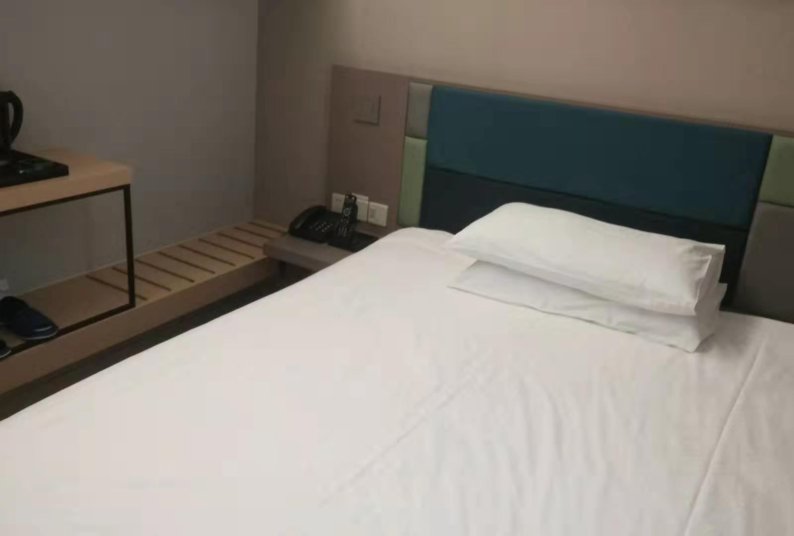 惠选大床房
