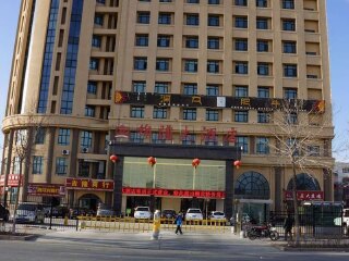 新疆喀納斯報(bào)團(tuán)多少錢_新疆喀納斯旅游多少錢一個人_新疆喀納斯半自助游