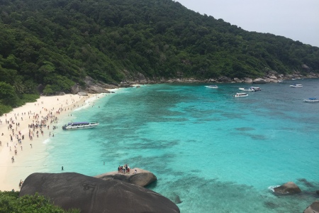 <普吉岛6-8日游>1晚长岛，飞龙湾，爱琴岛，黄金海岸，普吉自由活动，泰式按摩，荣成咖喱螃蟹，人妖表演