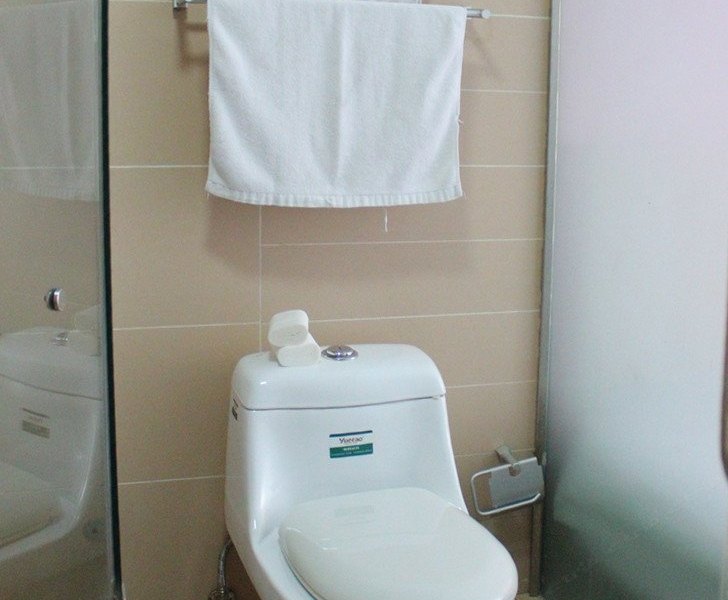 hotelPic