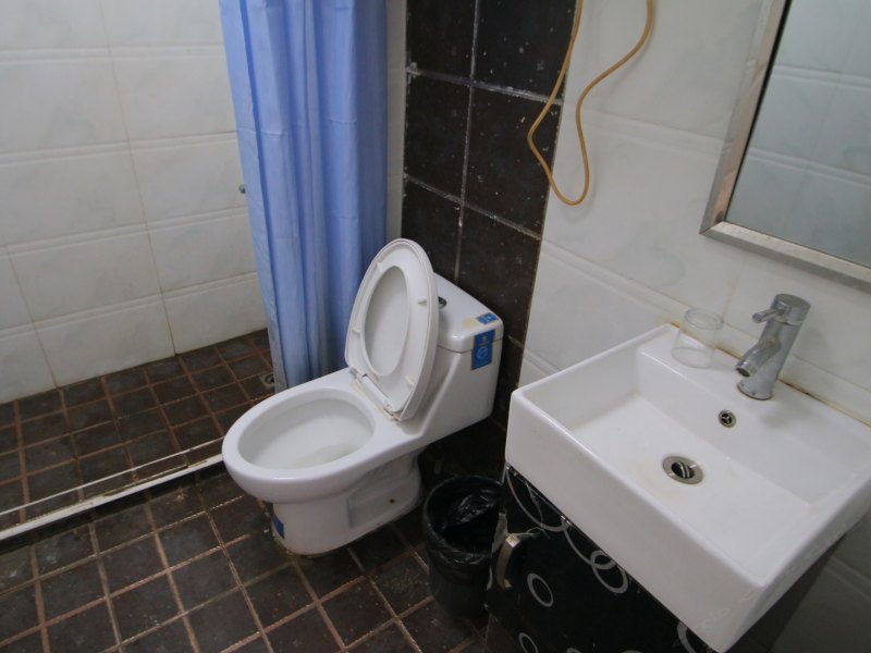 hotelPic