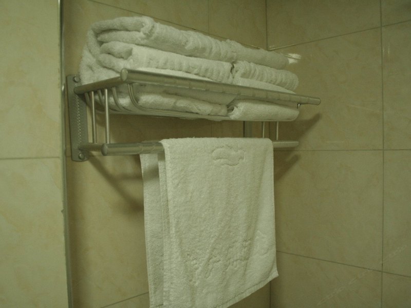 hotelPic