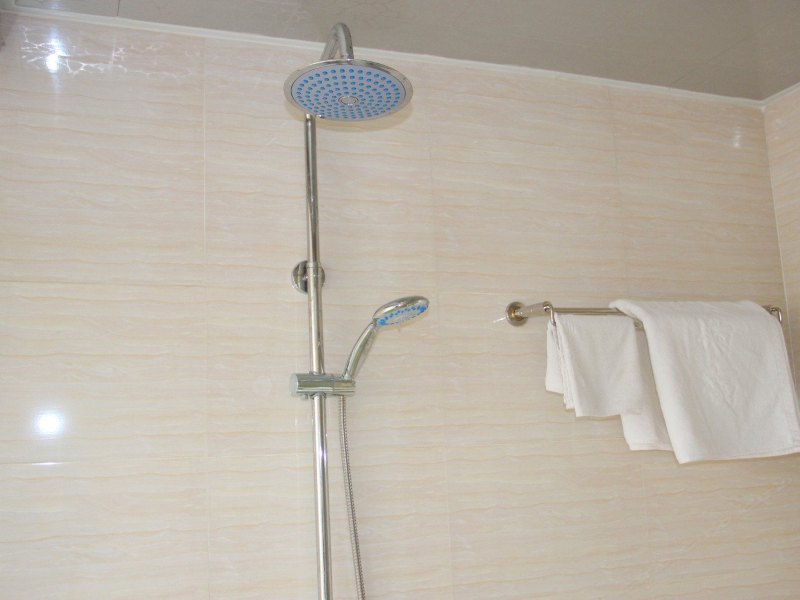 hotelPic