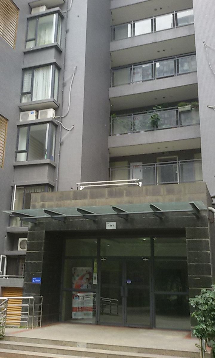 成都诚信假日公寓
