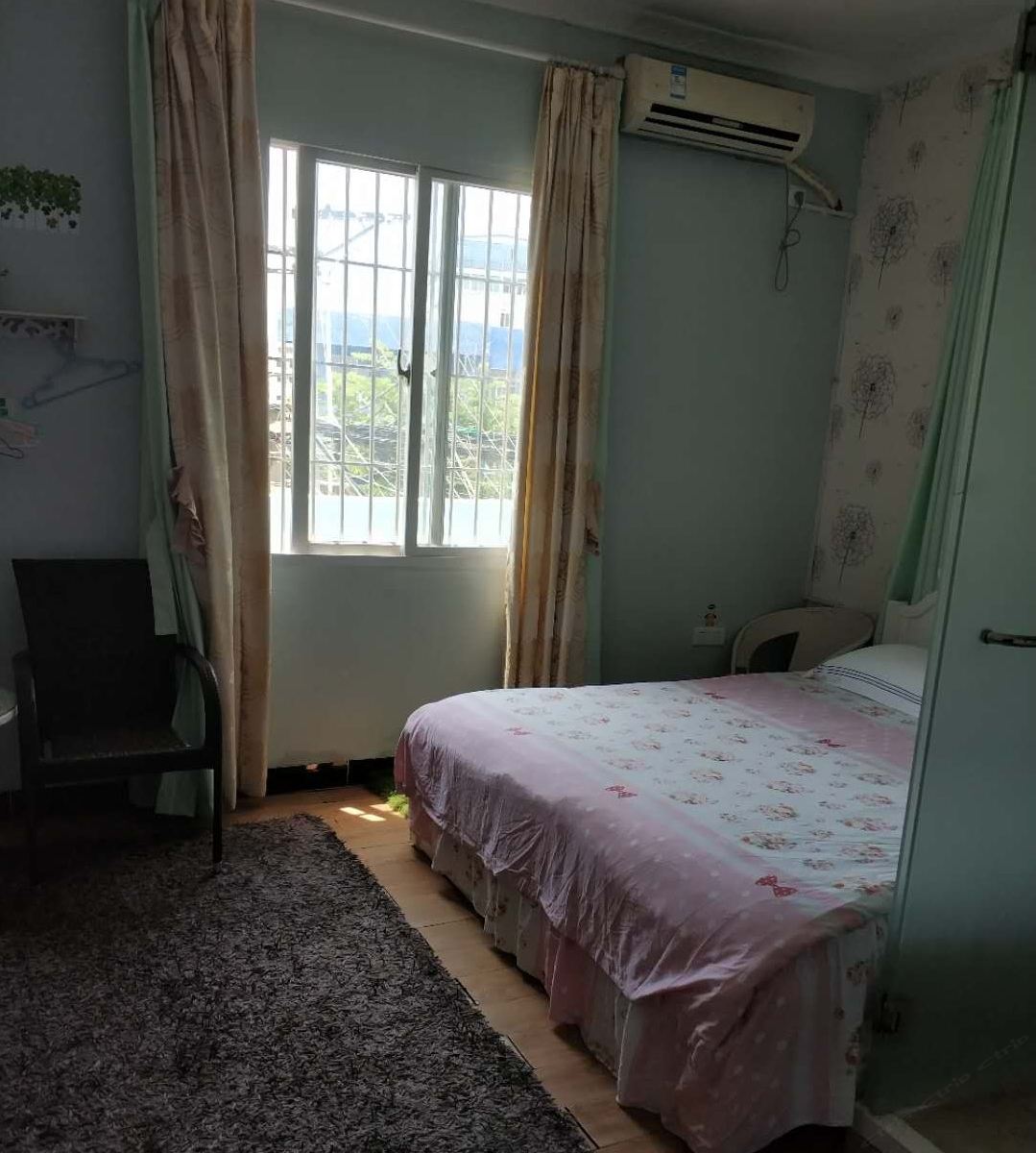 豪华大床房