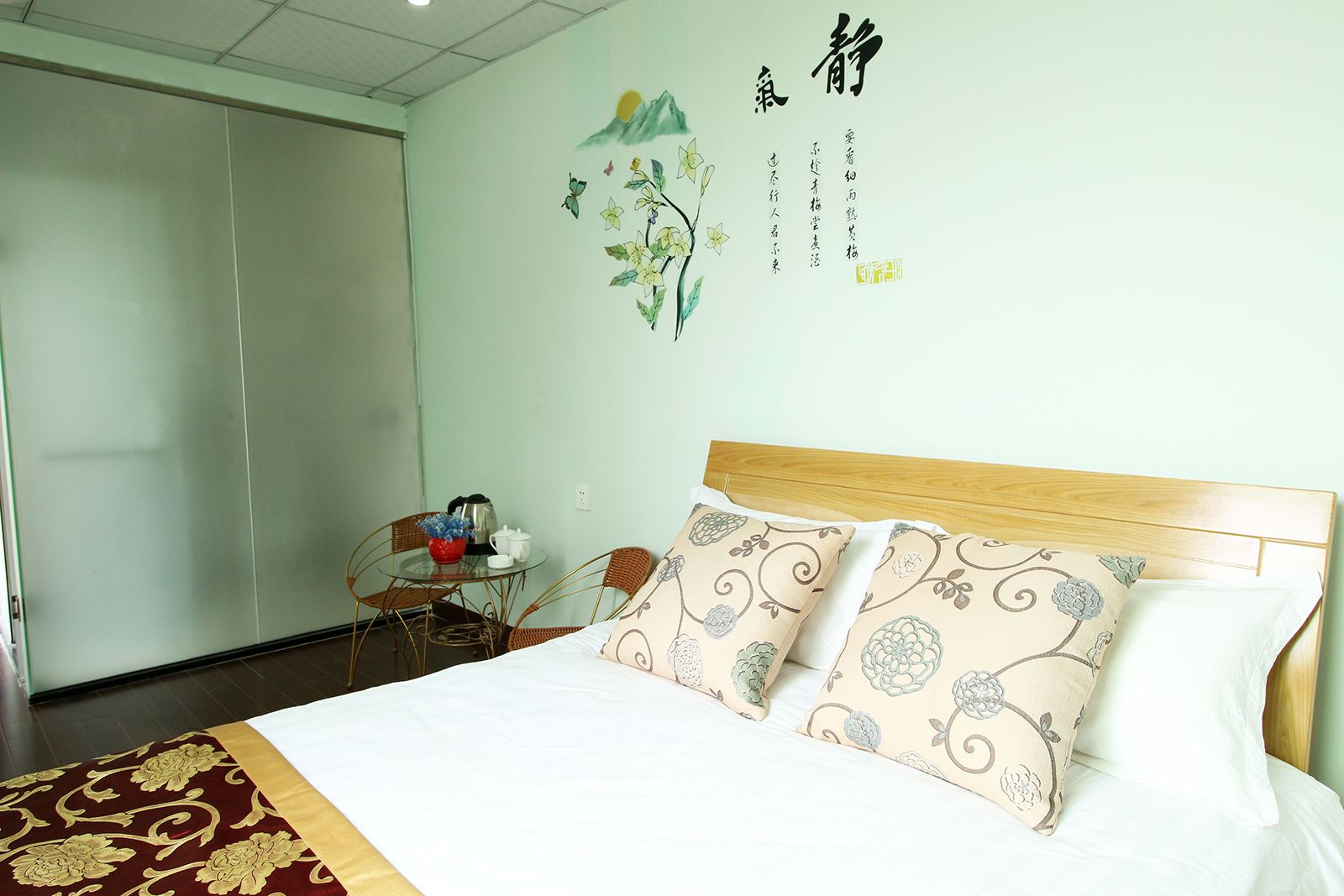 豪华大床房