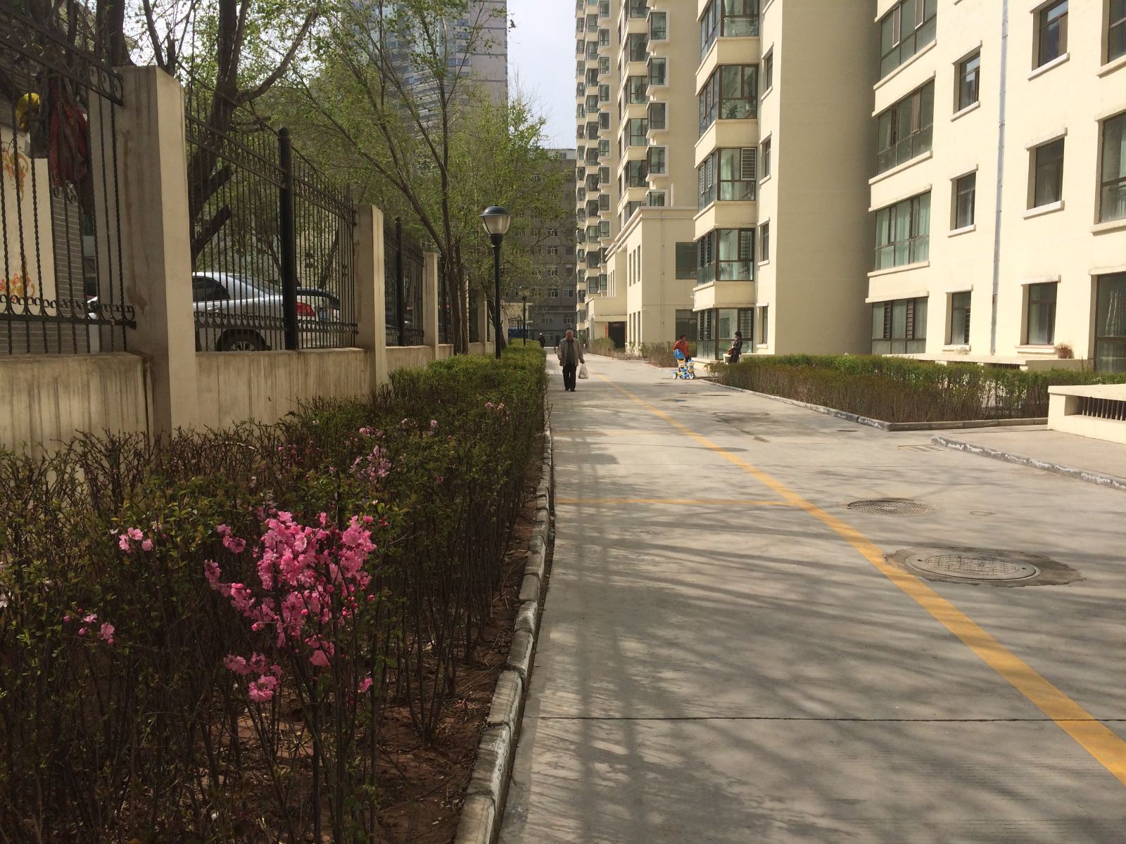 万家青年旅舍(西宁青英领绣城店)