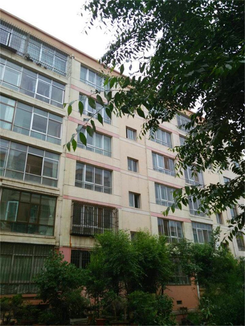 开元家庭公寓(西宁海德堡店)