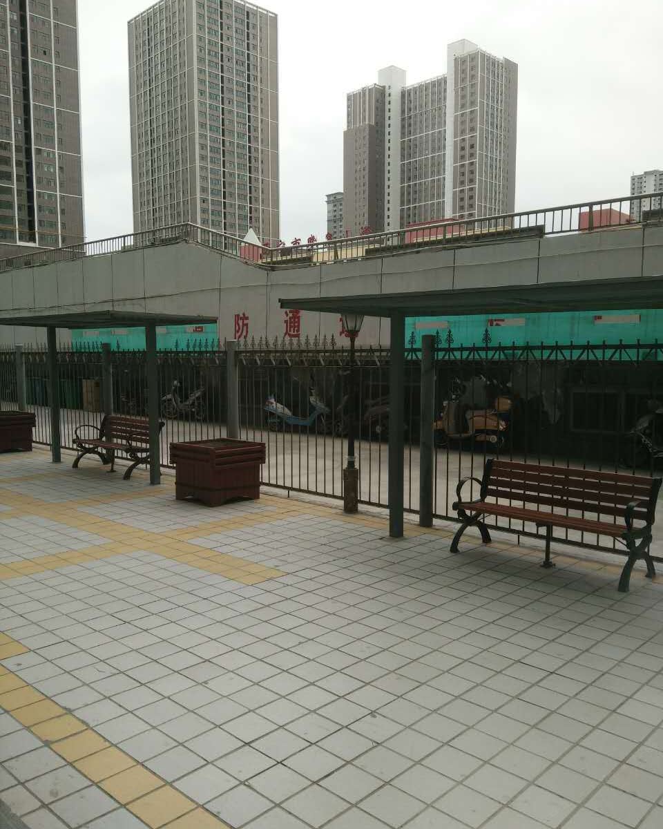 西宁恋佳家庭式酒店