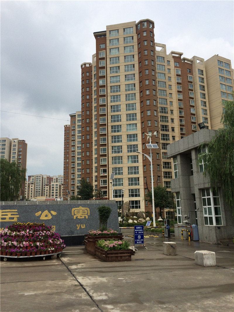 西宁艳子家庭公寓