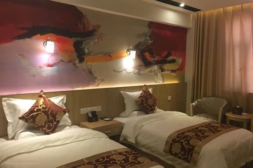 优选双床房