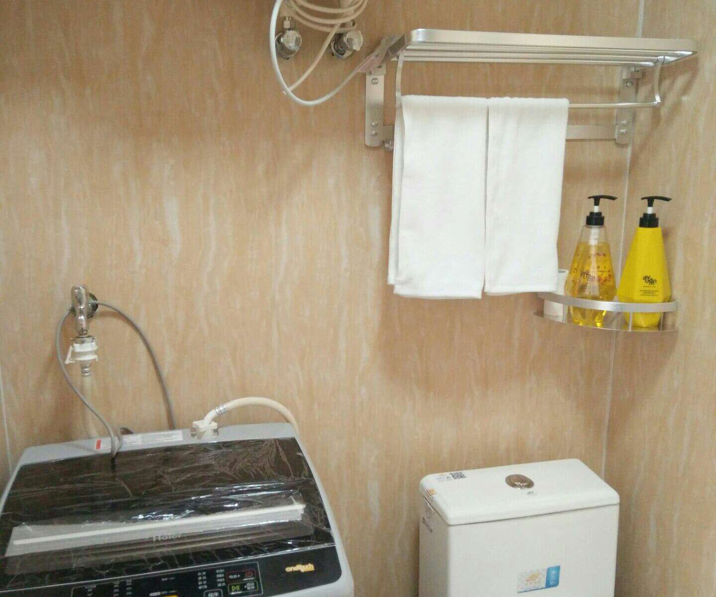 情侣阳光大床房