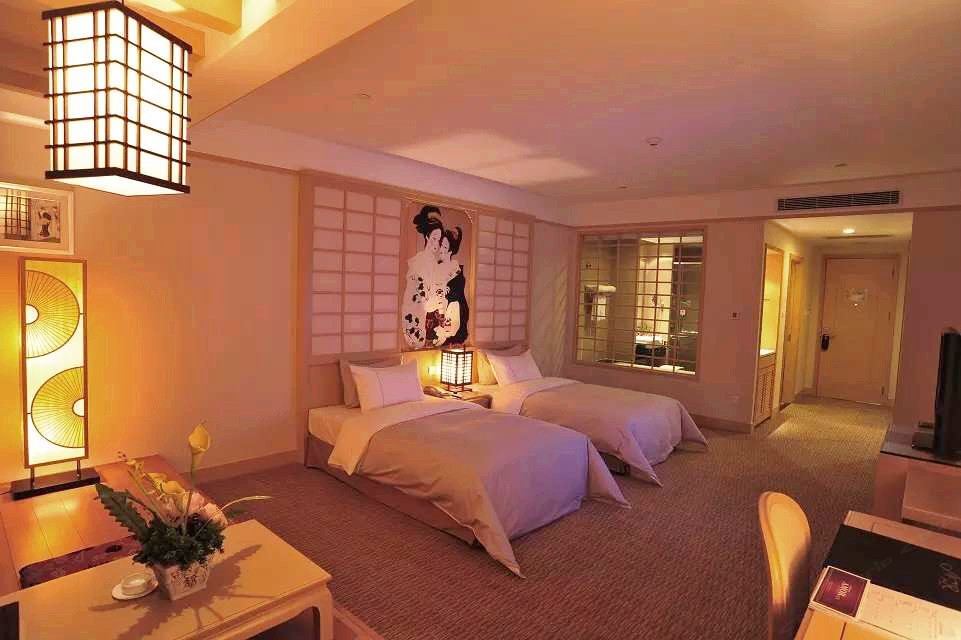 园景豪华双床房