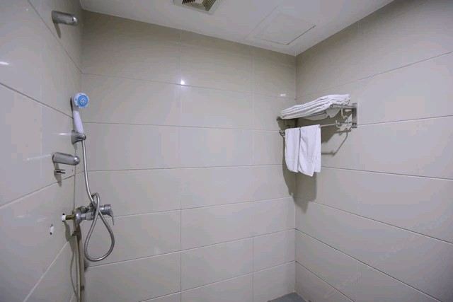 自主大床房