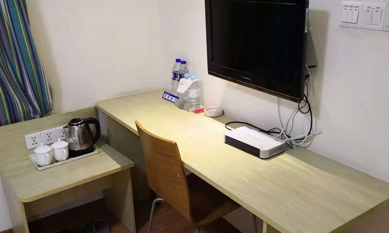 普通大床房(无窗)