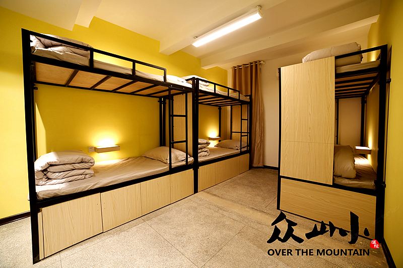 清新六人房(男生床位)