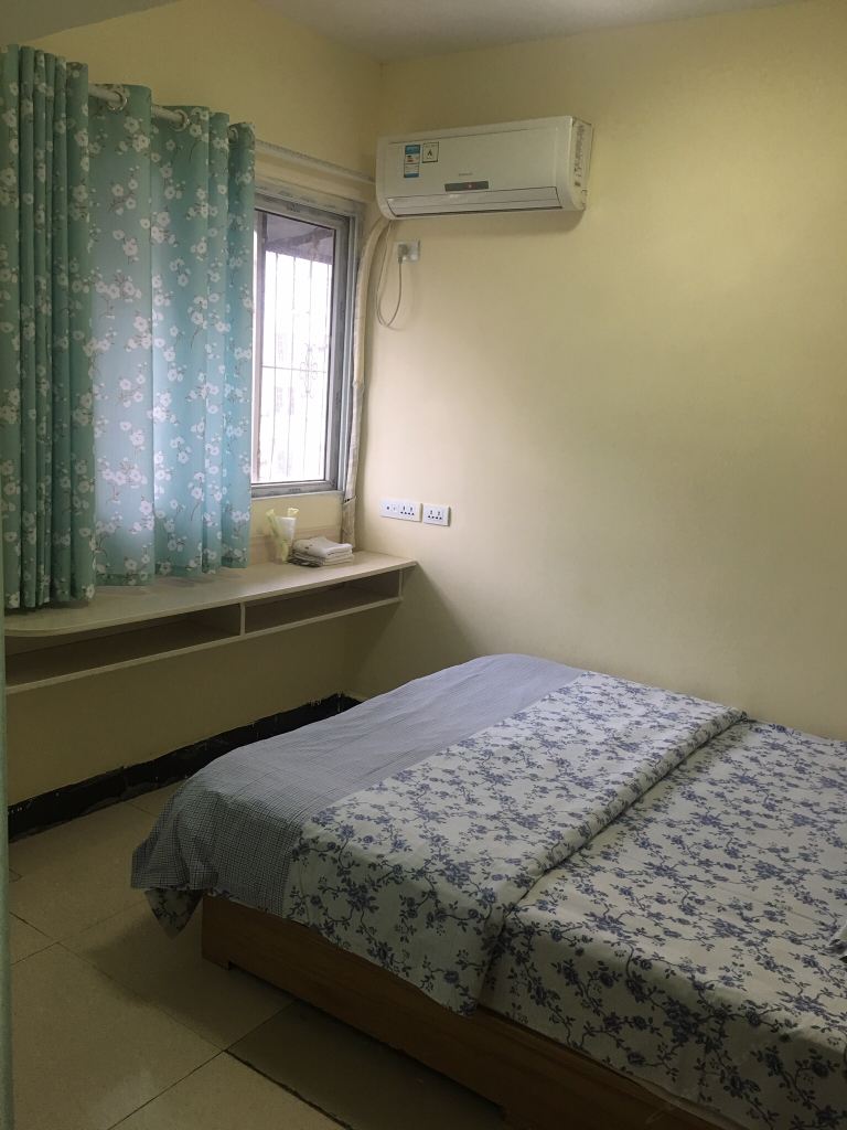 舒适大床房