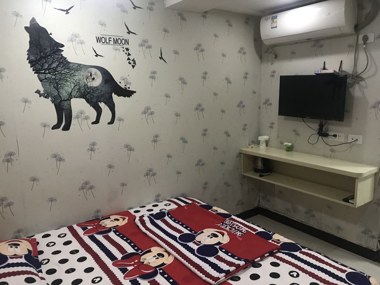 月光狼大床房
