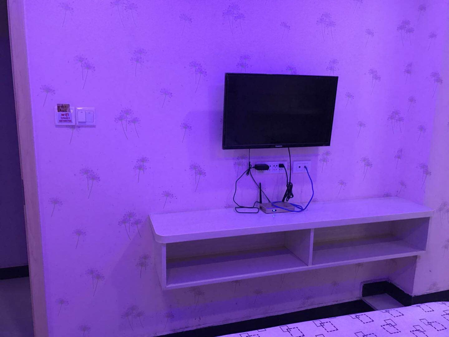 豪华大床房