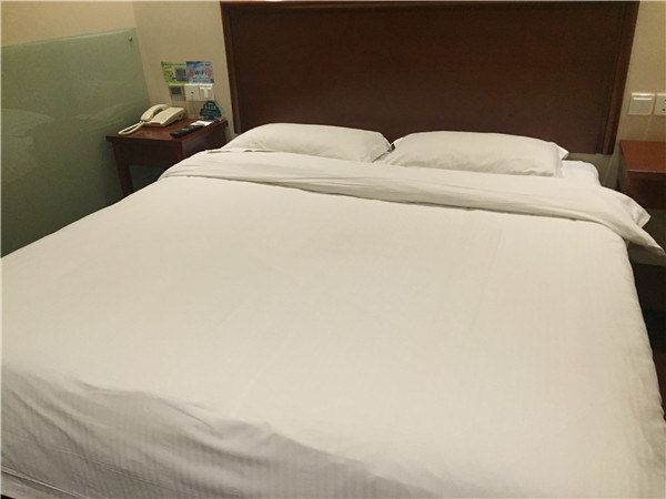 商务大床房
