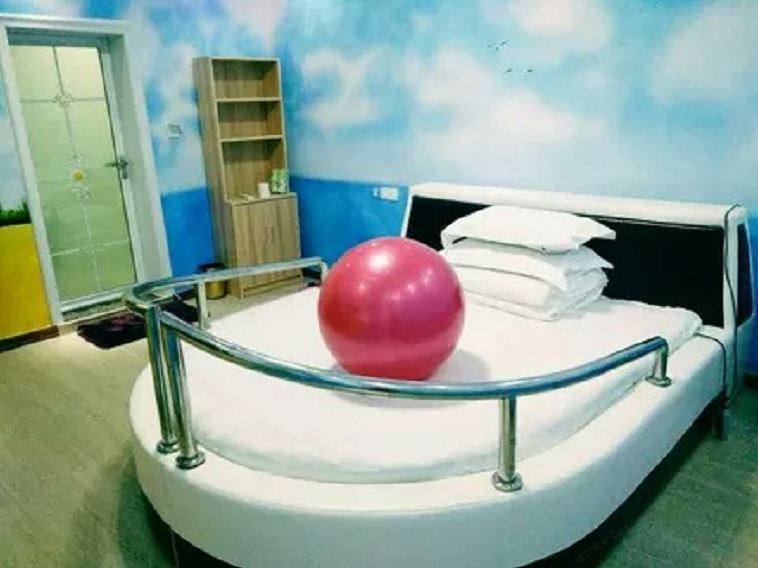 轮船水床主题房