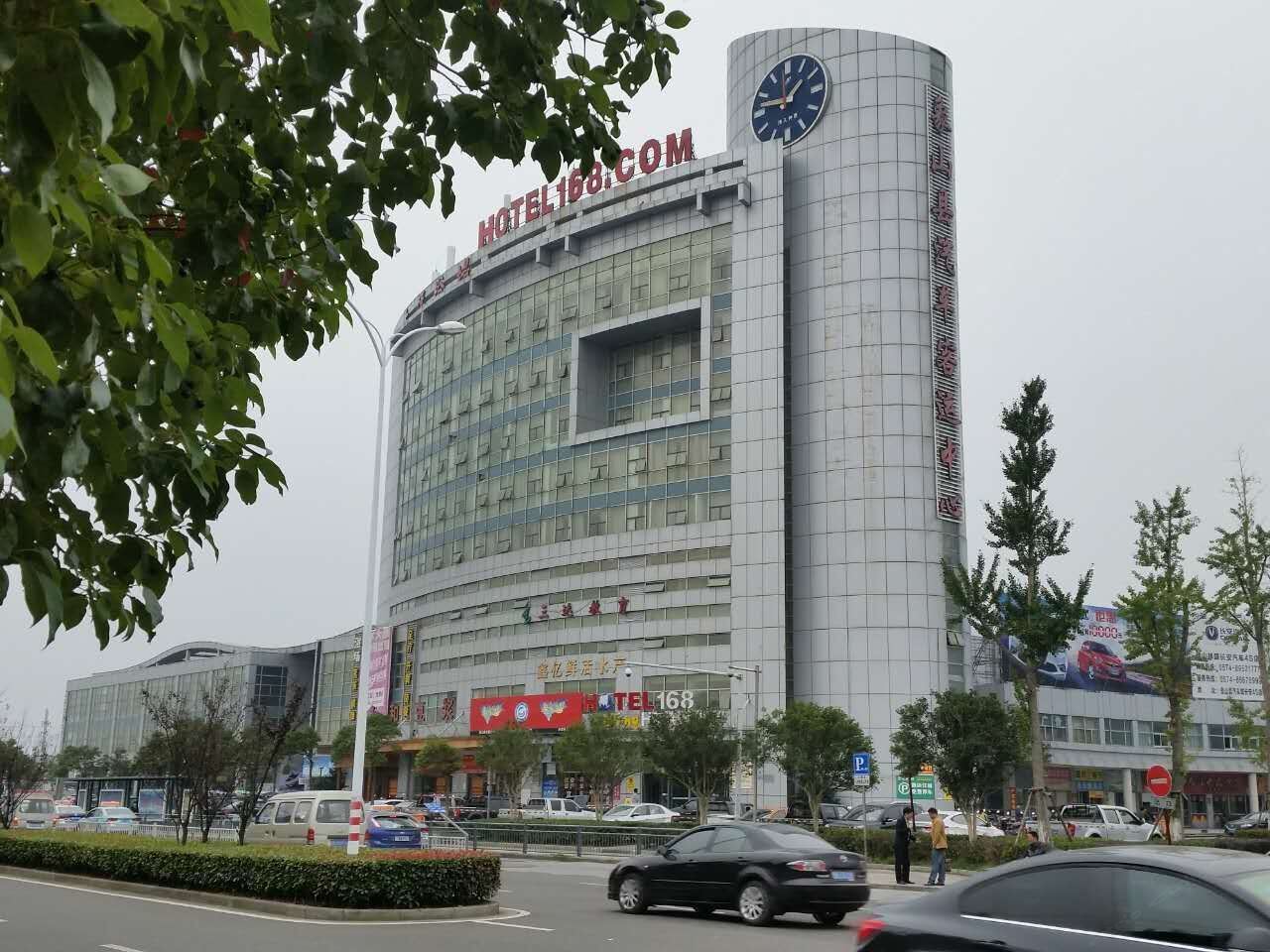 亿隆和泰酒店(象山客运中心店)