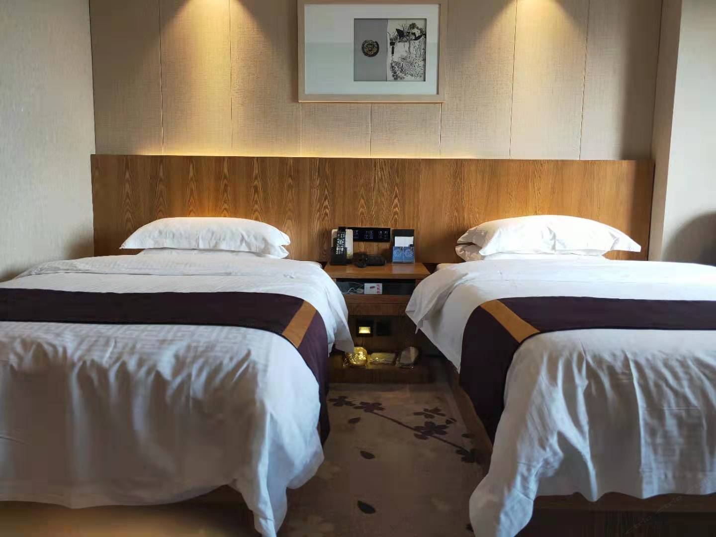 湖景标准间