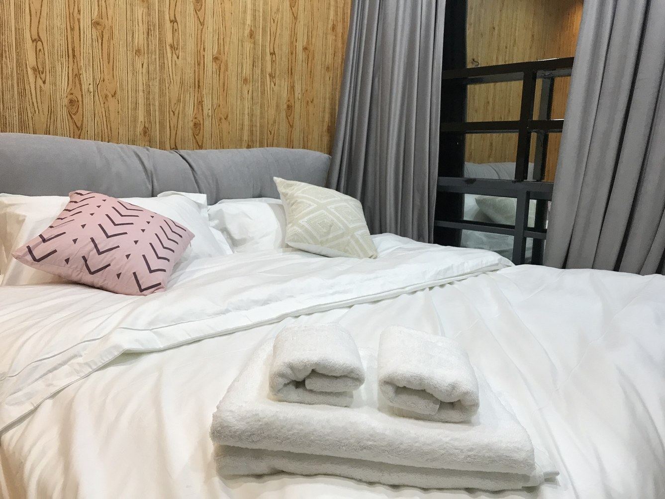 阳光一室大床房