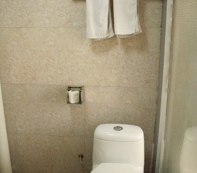 hotelPic