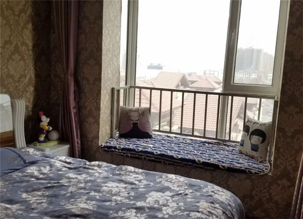 浪漫满屋精品套房