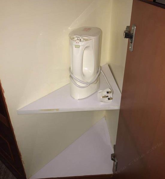 hotelPic