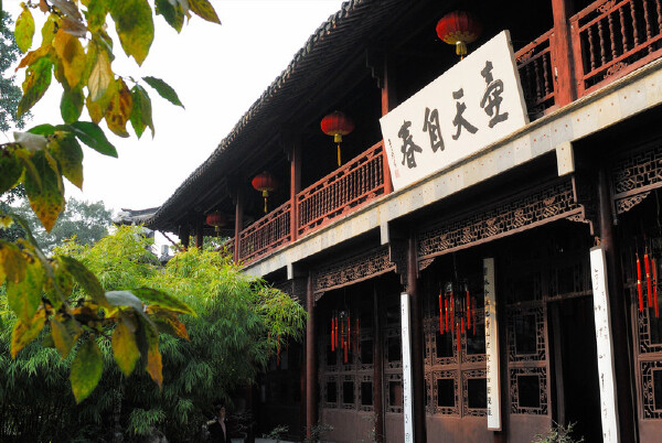 中秋节扬州哪里好玩,游客人多吗?