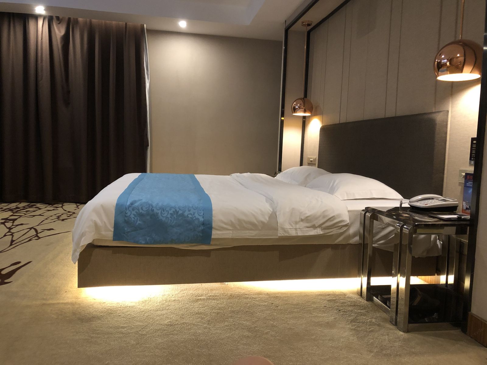 豪华影院大床房