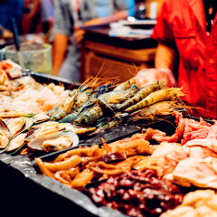 拉差达火车夜市 景点模块