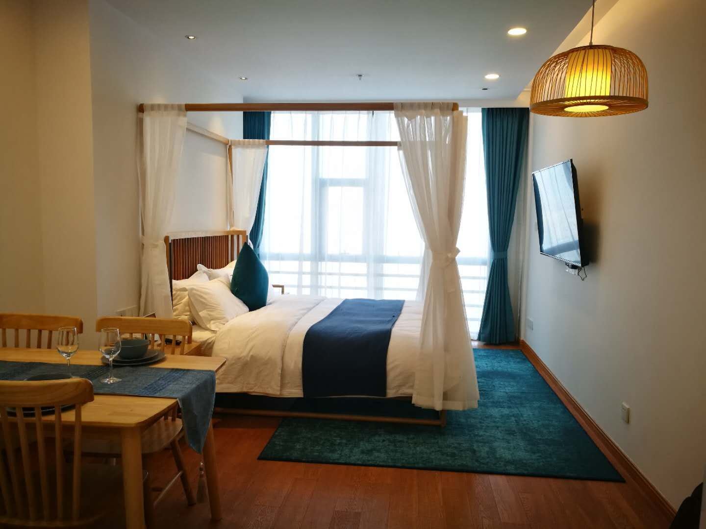 舒适大床房
