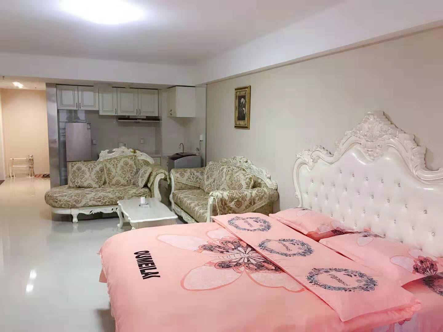 豪华大床房