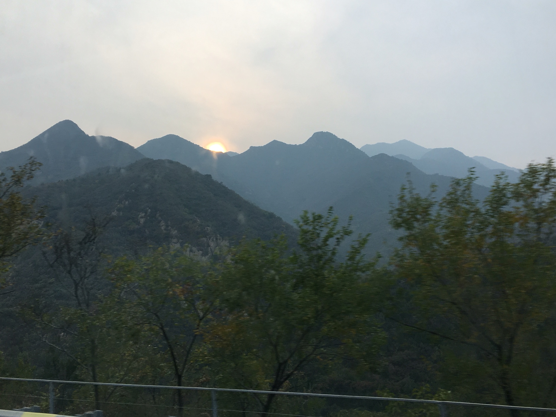 北京八达岭长城-野生动物园1日游></p></a>亲近自然之旅
