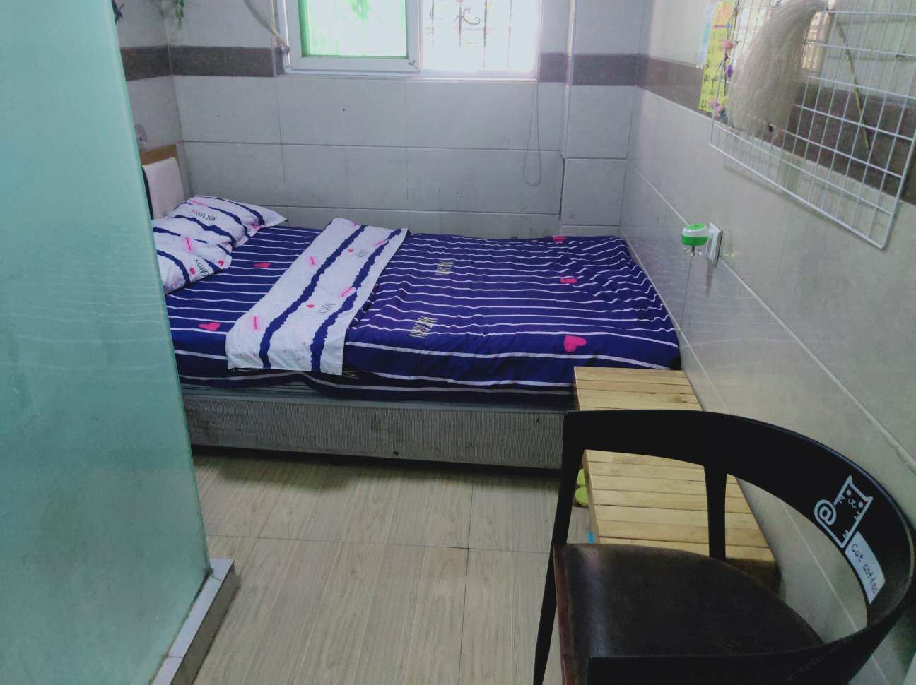 黑白格子简约大床房