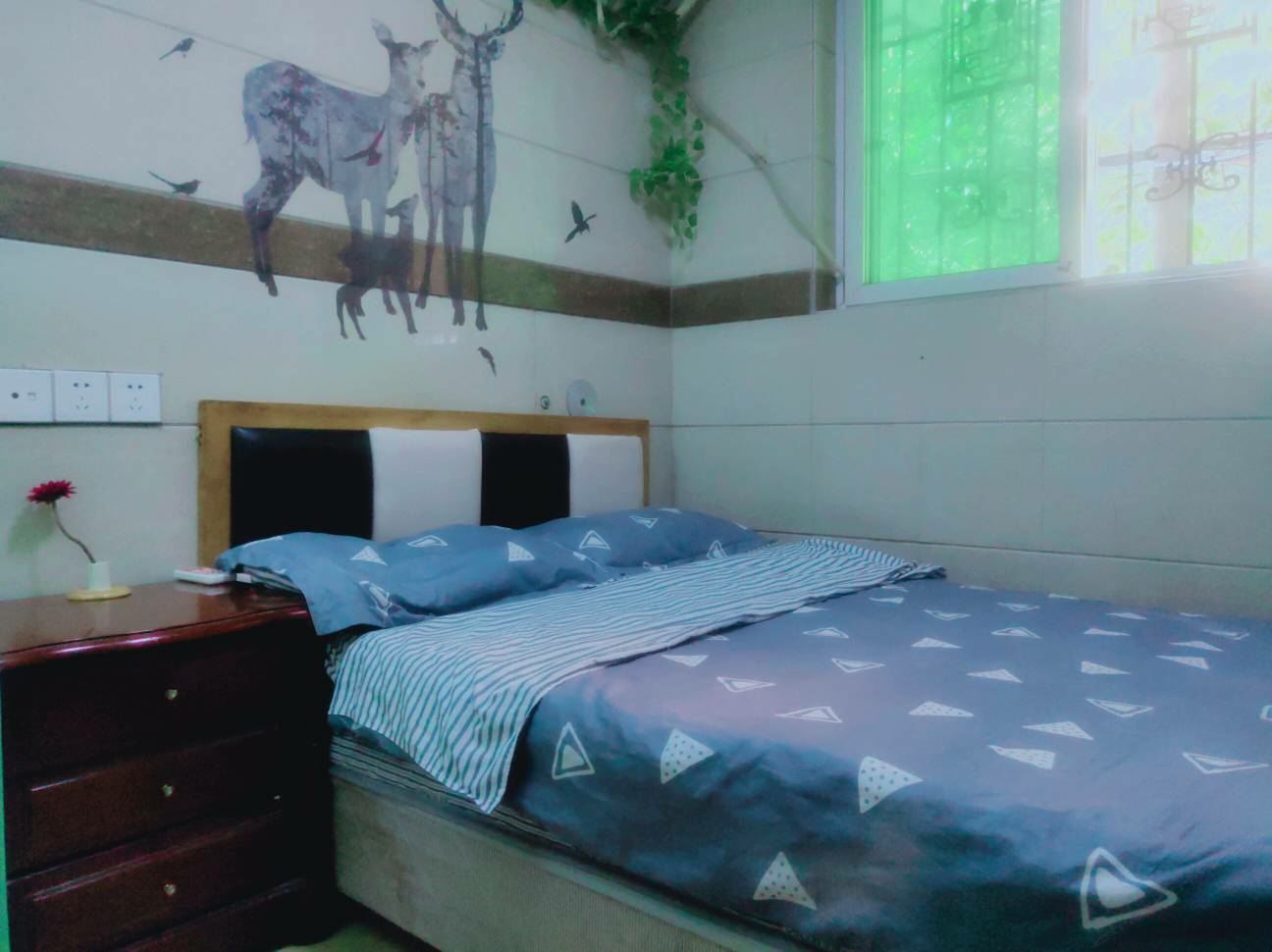 黑白格子简约大床房