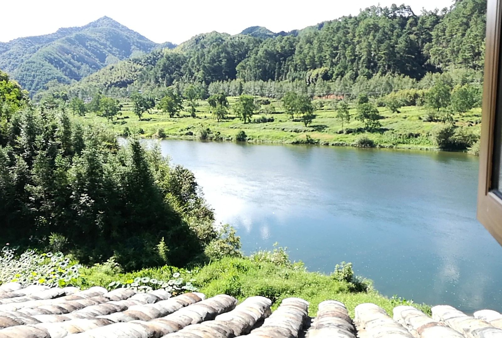 阁楼景观家庭房