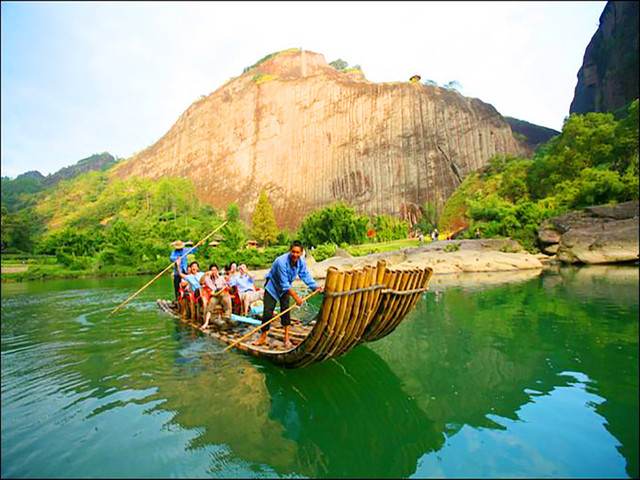 游世遗鼓浪屿,自由环岛路,观武夷山美景,享九曲溪漂流 ,福建热搜景点