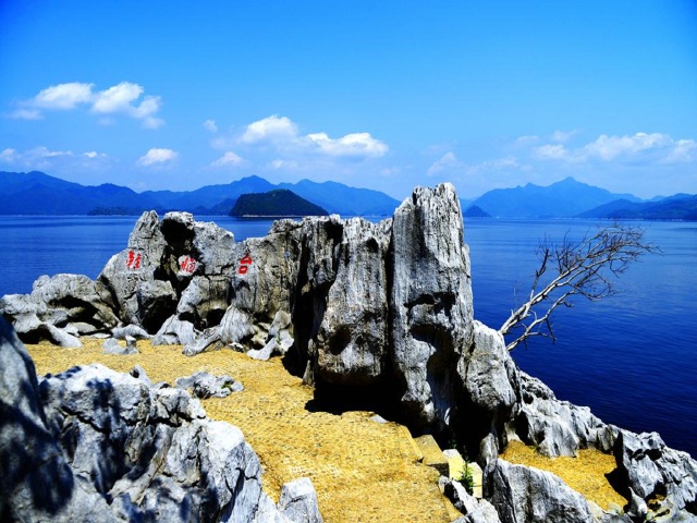 无锡太湖鼋头渚-杭州西湖-西溪湿地-千岛湖桂花岛3日游无消费