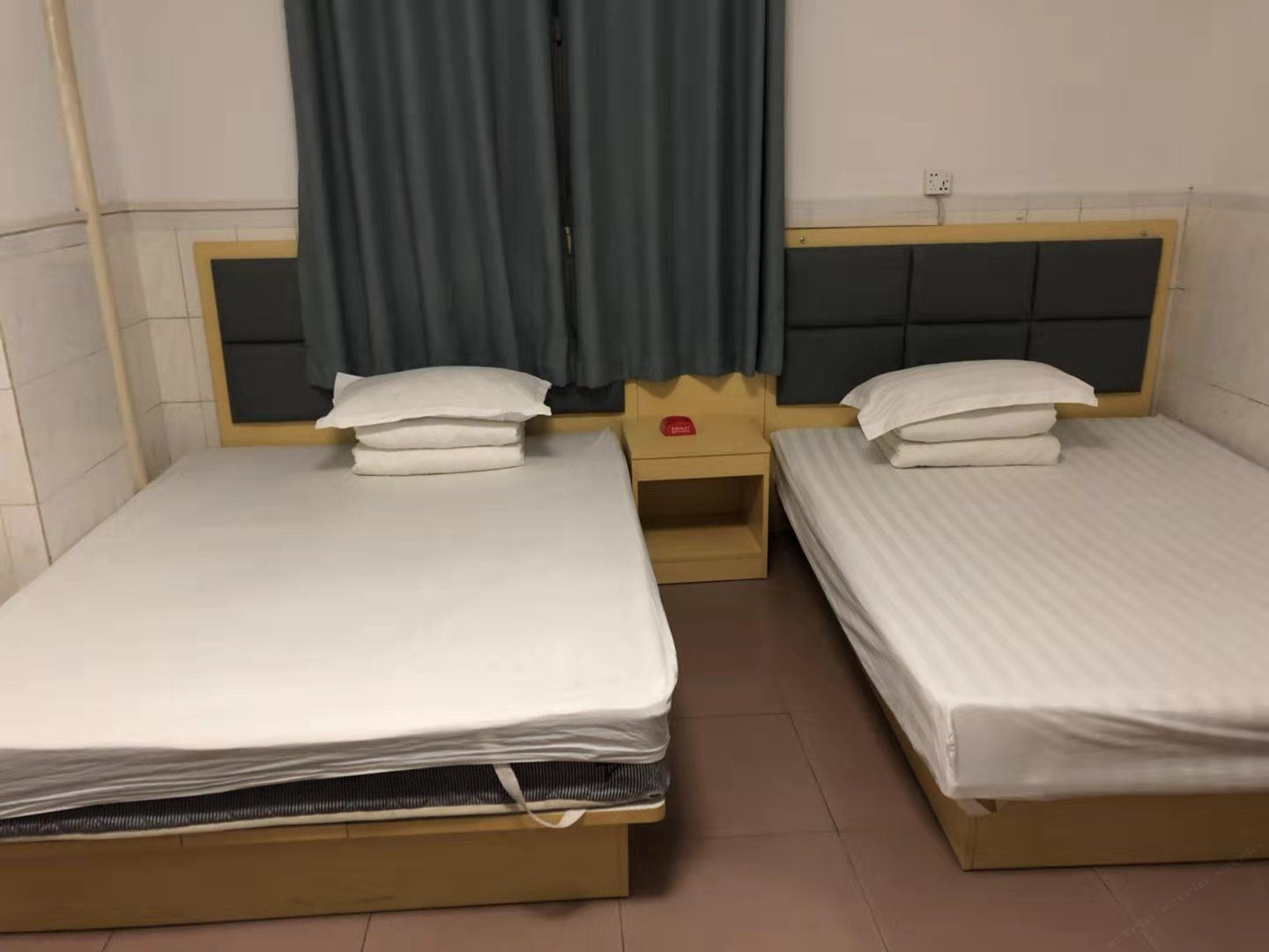 经济双床房